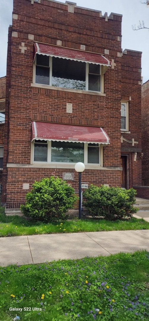 property at 7823 S Evans Ave