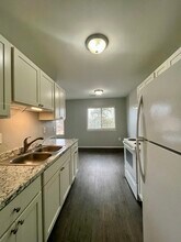 4245 Quarry Rd in Wyandotte, MI - Building Photo - Building Photo