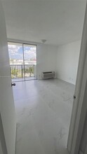 16450 NW 2nd Ave in Miami, FL - Building Photo - Building Photo