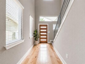 2208 Capulet St in Austin, TX - Building Photo
