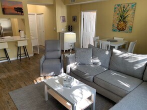 1268 11th St in Sarasota, FL - Building Photo - Building Photo