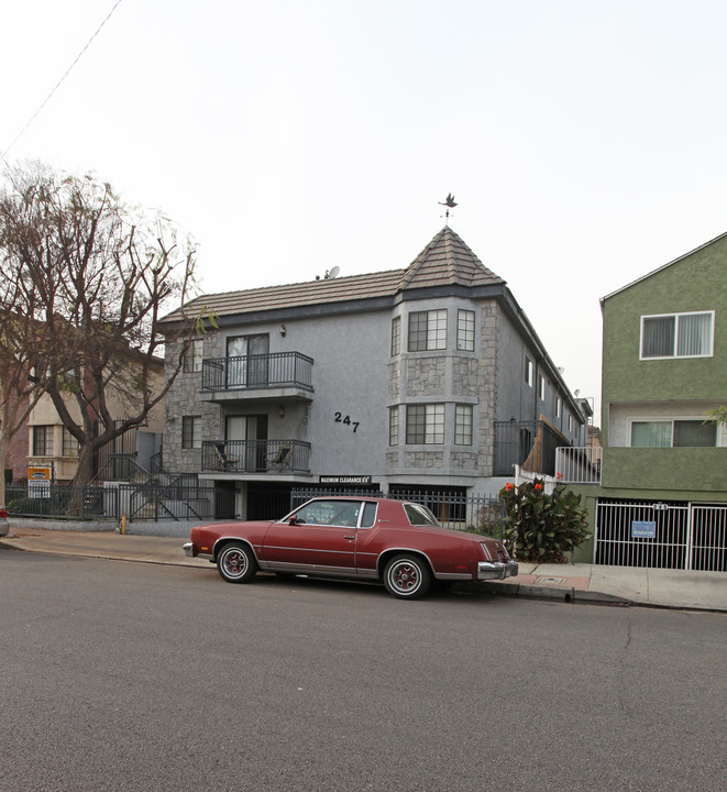 247 West Verdugo in Burbank, CA - Foto de edificio