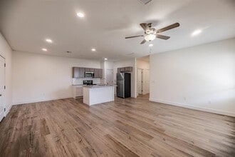 5746 Bristol St in Bel Aire, KS - Building Photo - Building Photo