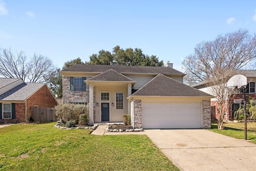 22919 Garden Canyon Dr in Katy, TX - Foto de edificio