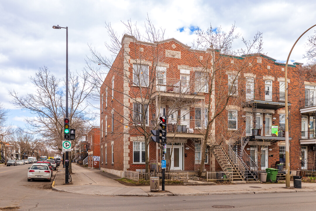 2494-2498 Beaubien St E in Montréal, QC - Building Photo