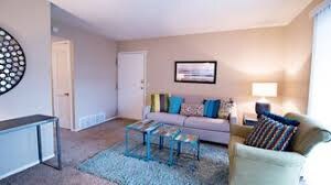 904 Kasper St in Bellevue, NE - Foto de edificio - Building Photo