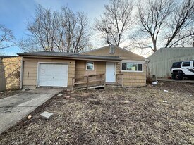 3108 SE Colfax St in Topeka, KS - Building Photo