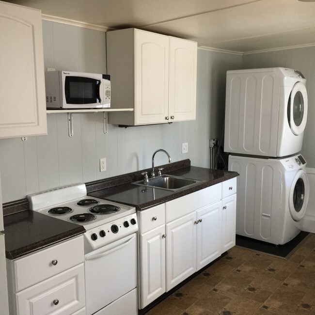 355 Hazard Ave Rentals in Enfield, CT