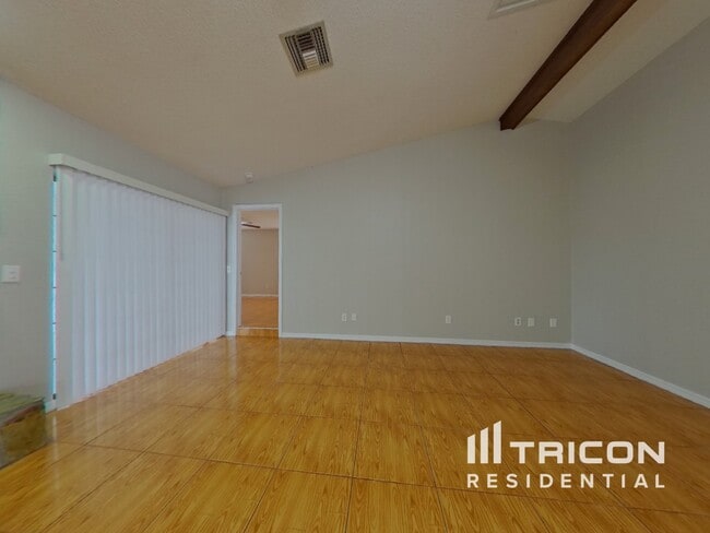 4859 Orange Grove Way in Palm Harbor, FL - Building Photo - Building Photo