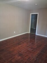 3016 Charleston Dr in Jackson, MS - Building Photo - Building Photo
