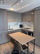 28 Interchange Wy in Vaughan, ON - Building Photo - Building Photo