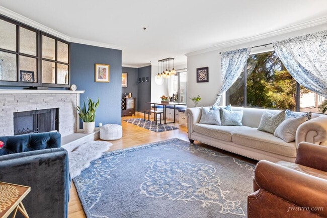 1565 Sacramento St in San Francisco, CA - Building Photo - Building Photo