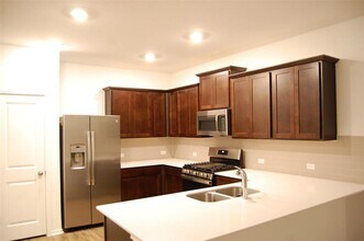 3301 Dusted Daisey St in Pflugerville, TX - Building Photo - Building Photo