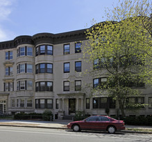 1469 Beacon St Apartamentos