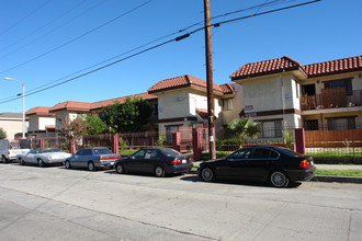 Burnet Apartments in North Hills, CA - Building Photo - Building Photo