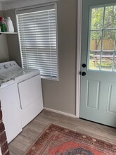 3525 Mathis Dr in Charlotte, NC - Building Photo - Building Photo