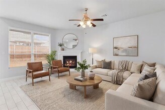 704 Fencerow Trl in Celina, TX - Building Photo - Building Photo