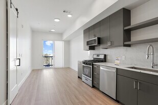 2876 W 53rd Ave in Denver, CO - Building Photo