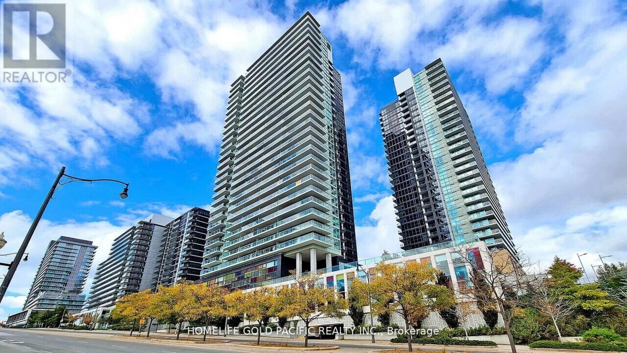 29 Singer Ct in Toronto, ON - Building Photo