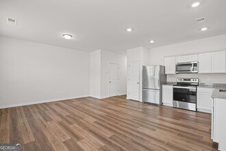 1016 Depot St in Euharlee, GA - Building Photo - Building Photo