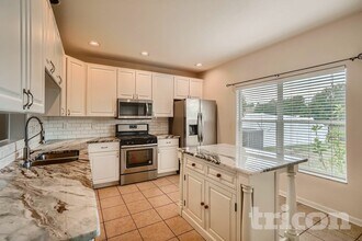 12617 Bramfield Dr in Riverview, FL - Building Photo - Building Photo