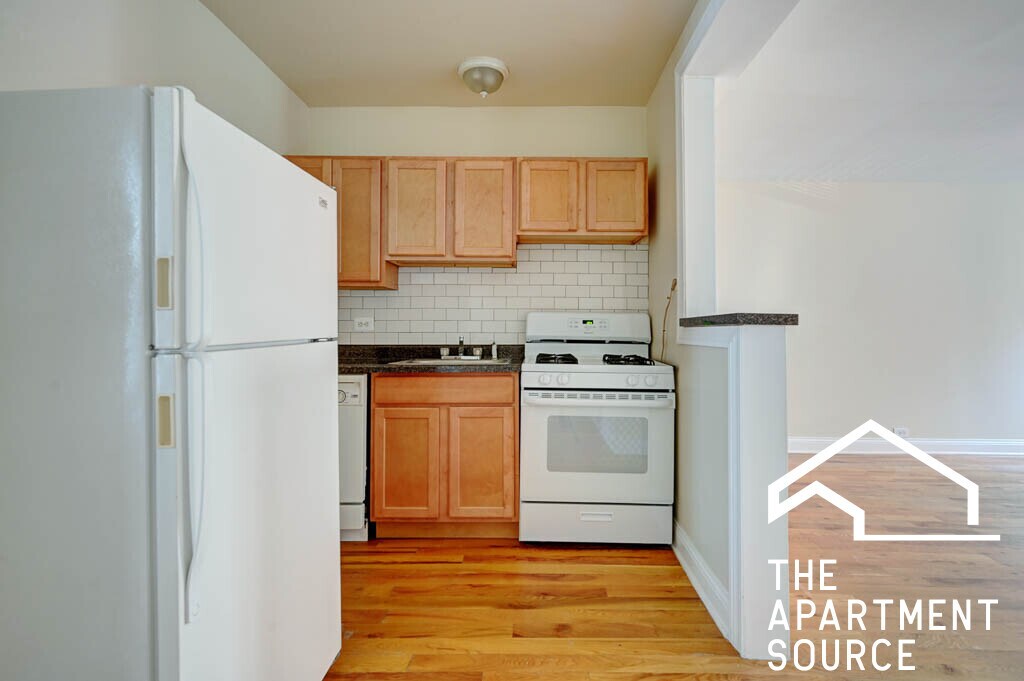 1350 N Dearborn, Unit 601 in Chicago, IL - Building Photo