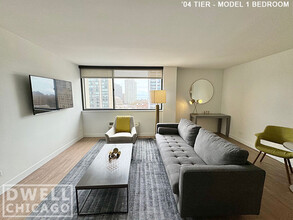 2600 N Clark St, Unit 1 in Chicago, IL - Building Photo - Building Photo