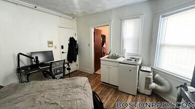16-20 Westland Ave., Unit 502 in Boston, MA - Building Photo - Building Photo