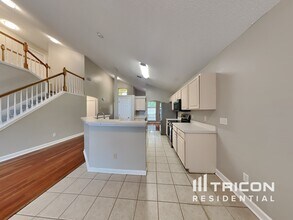413 N Bridgestone Ave in Jacksonville, FL - Building Photo - Building Photo