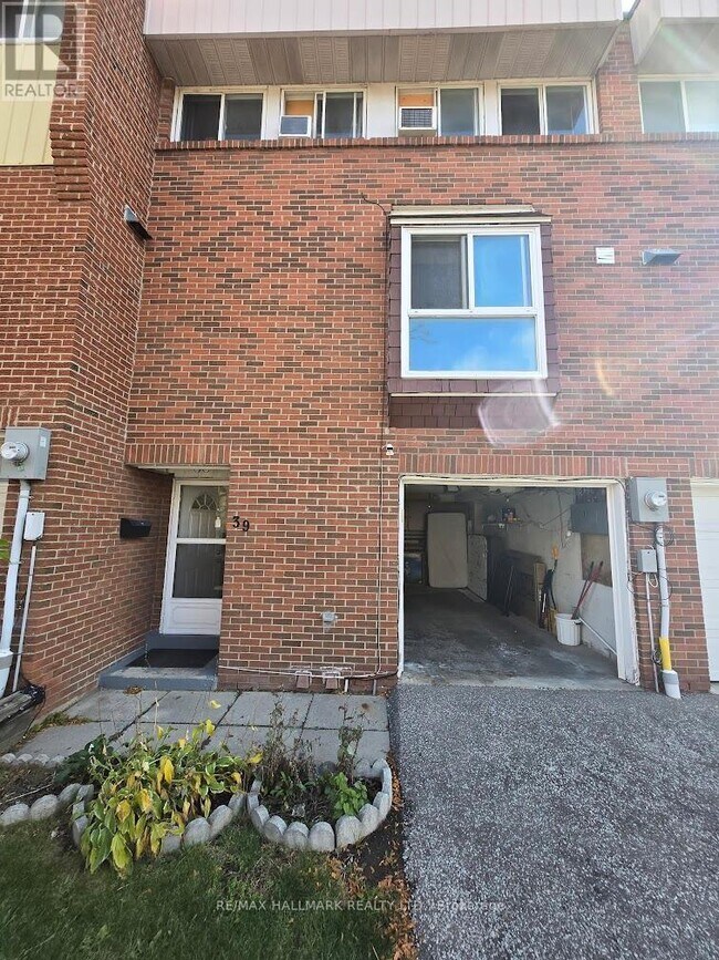 39 John Cabot Way in Toronto, ON - Building Photo - Building Photo