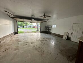 8101 Shibler Dr in Indianapolis, IN - Building Photo - Building Photo