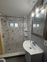 221 S Central Ave in Quincy, MA - Building Photo - Building Photo