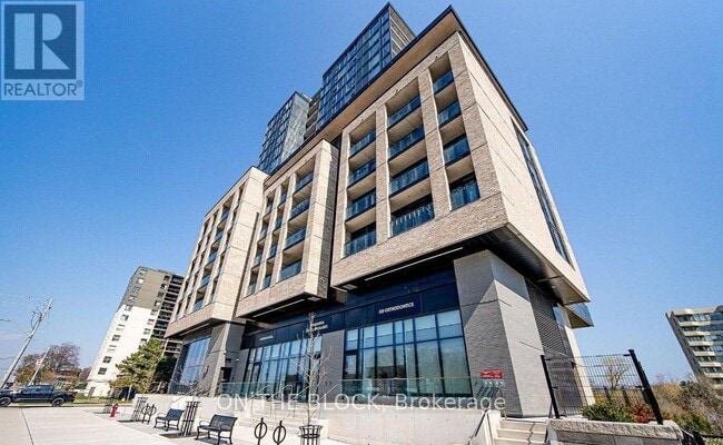 property at 86 Dundas St E