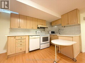 48 Weatherill Rd in Markham, ON - Building Photo - Building Photo