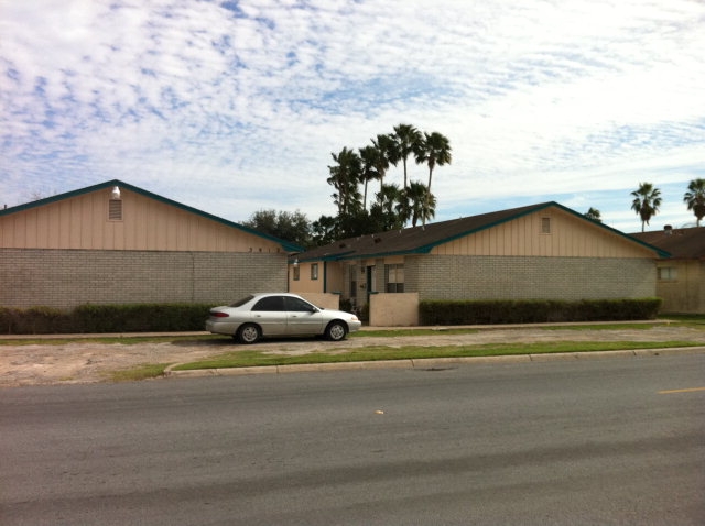 3812 6th St in McAllen, TX - Foto de edificio