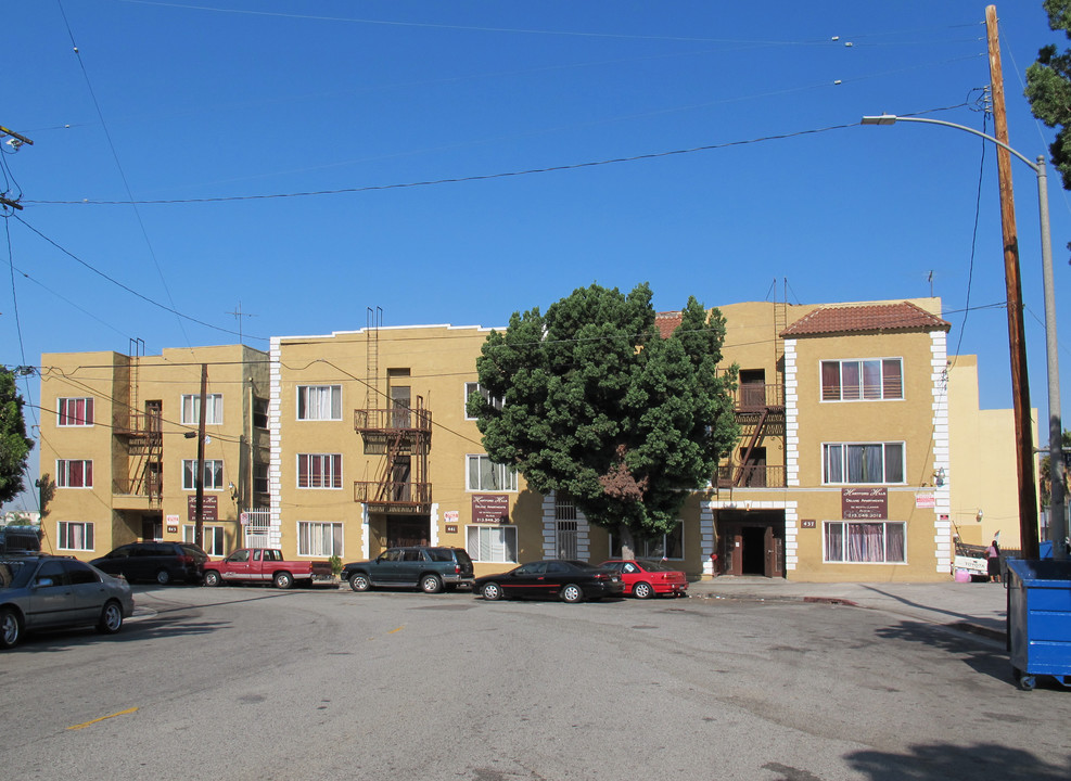 Hartford Hills Apartments in Los Angeles, CA - Building Photo