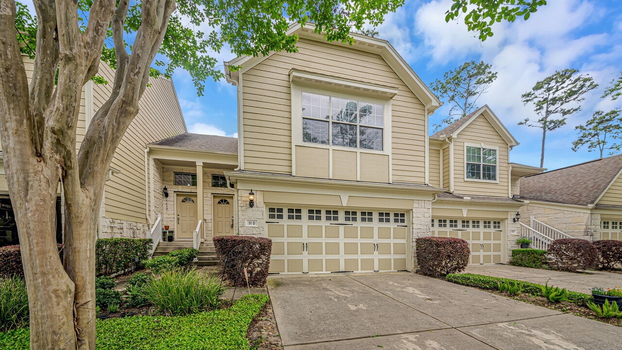 13600 Breton Ridge St in Houston, TX - Building Photo