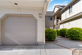 5146 S Surprise Way in Boise, ID - Building Photo - Building Photo