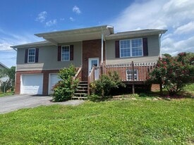 406 Humane Way in Newport, TN - Building Photo