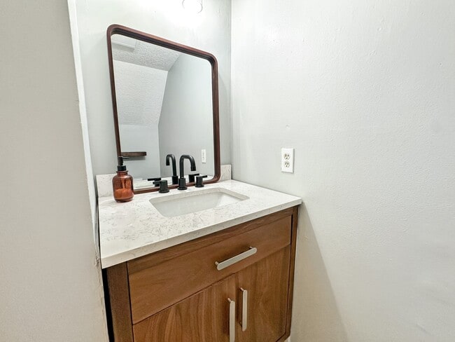 property at 3230 Beaver Glen Dr