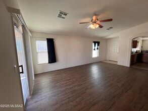 7201 S Monks Tale Dr in Tucson, AZ - Building Photo - Building Photo