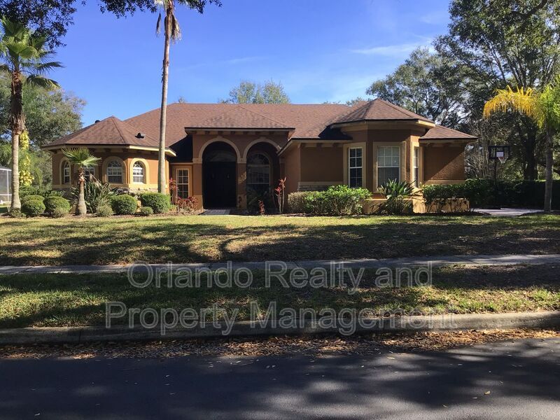 2533 Ridgewind Way in Windermere, FL - Building Photo