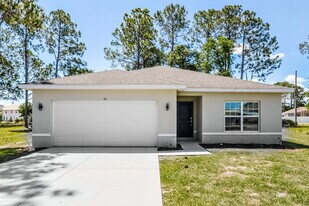 116 Sail Way in Poinciana, FL - Building Photo