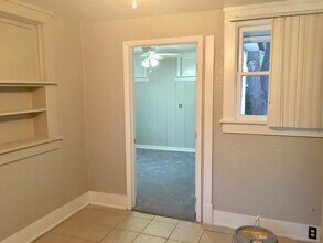 1921 Claremont Ave-Unit -1921.5 Claremont in Pueblo, CO - Building Photo - Building Photo