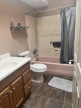 6945 E Kirkland Dr in Tucson, AZ - Building Photo - Building Photo
