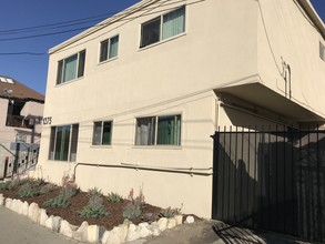 1375 W 20th St in Los Angeles, CA - Foto de edificio - Other