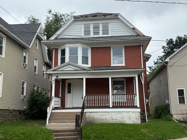 property at 952 Market St