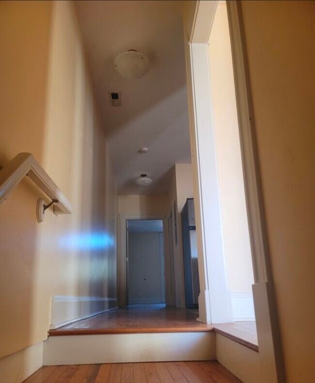 4549-4551-4551 Oakland Ave, Unit 4549A in St. Louis, MO - Building Photo - Building Photo