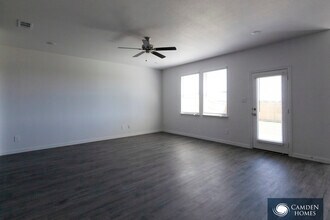 10160 Spice Ln in Dallas, TX - Building Photo - Building Photo
