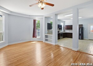 2014 W Houston St in San Antonio, TX - Building Photo - Building Photo